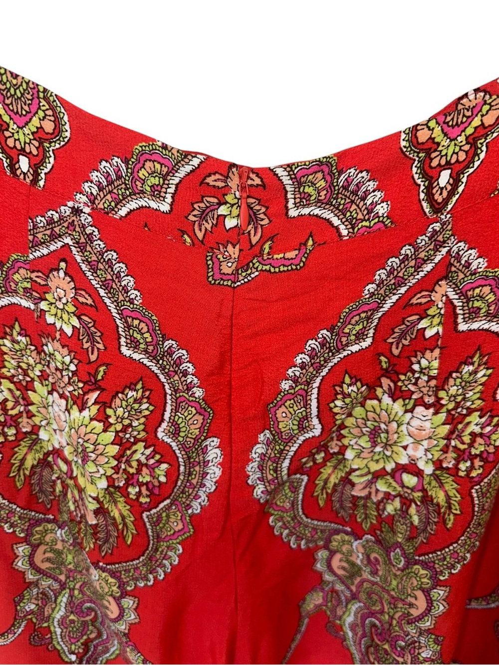 Anthropologie ett:twa Manon Flared Pants Red/Gold Paisley Medallion Size 14 NWT - Picture 7 of 12